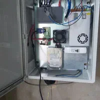 دوربین، سانترال، شبکه کابلی و بیسیم، برق ساختمان
