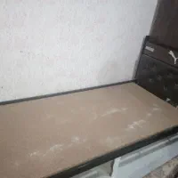 سلام یک تخت نوجوان بفروش می‌رسد