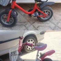 دوعدد دوچرخه فروشی