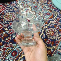 بستنی خوری