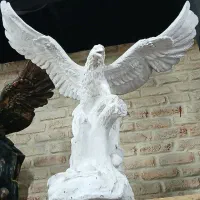 تندیس عقاب  فایبرگلاس