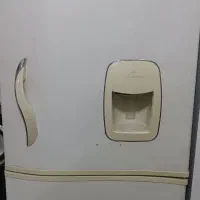 یخچال فریزر دو قلو آریا شرق