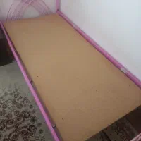 تخت خواب تک نفرا
