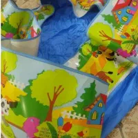 استخر ( آبی،شن،توپ)