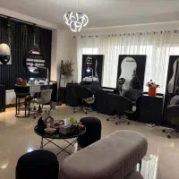 دعوت به همکاری در سالن زیبایی در معلم‌