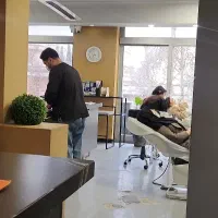 سرایدار مطب دندانپزشکی
