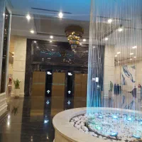 85-و-218مـتـری-اداری-بـرج-رونـیـکـا-پـالاس