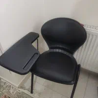 صندلی دسته دار