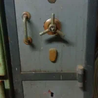 گاوصندق کارکرده