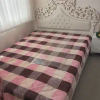 تخت خواب در حد نو کم کار