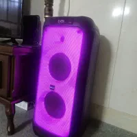 اسپیکر هیسکا پارتی باکس ۱۰۱۰ درحد نو
