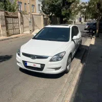 هیوندا i30