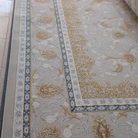فرش طلاکوب کرم طلایی