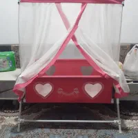 گهواره نوزاد