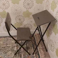 میز تحریر نماز و صندلی