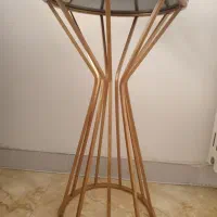 میز پایه بلند طلایی درحدنو