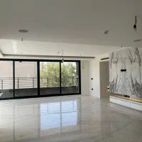 آپارتمان ۲ خواب چهارباغ بالا