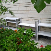 طبقه فلزی قدیمی