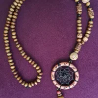 گردنبند چوبی دریم کچر
