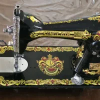 چرخ خیاطی سینگر قدیمی برقی شده