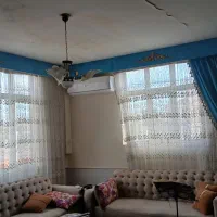 پرده با والن و کتیبه