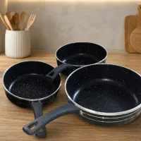 سه تا ماهی تابه.گرانیتی