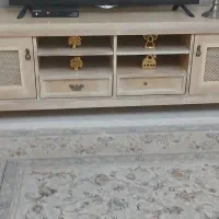 میز تیوی