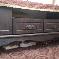 میز تلویزیون در حد نو