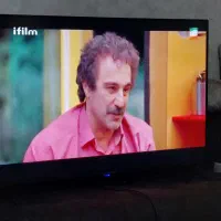 تلویزیون ۵۰ اینچ
