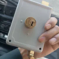 قفل درب آهنی حیاط