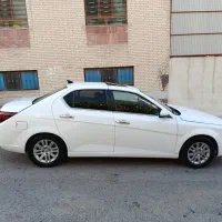 دنا پلاس تیپ 2 سانروف دار فول 97