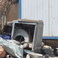 کولر آبی بزرگ سالم با پایه فلزی  سبد سفال و لیکا