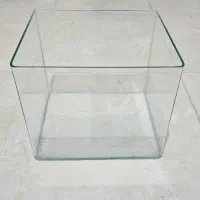 آکواریوم شیشه خم