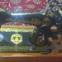 چرخ خیاطی مارشال اصلی قدیمی سالم با قاب چوبی