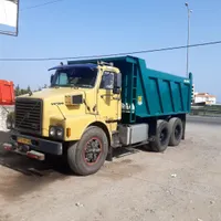 کامیون ولوو کله زرد