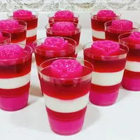قبول انواع سفارشات کیک و دسر و ترامیسو وژله