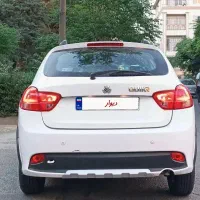 کوییک R درحد نو مدل ۱۴۰۰ بدون خط و خش