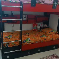تخت دو طبقه