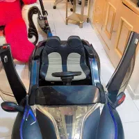 ماشین شارژی BMW i8