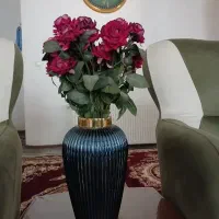 گل وگلدان