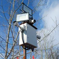 دوربین مداربسته با انتقال تصویر داخلی و فعال