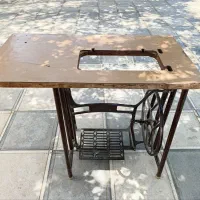 میز چرخ خیاطی قدیمی