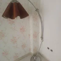 آباژور ایستاده لاله واژگون