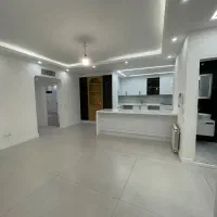 فروش ۲۱۰ متر لوکس/نوسازی کامل/۲ پارکینگ/فرمانیه
