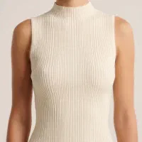 فروش تاپ و نیم تنه زنانه مناسب سایز ۳۶/۳۸