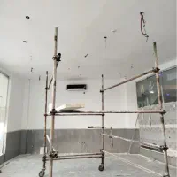 استاد کار کاشی کار.