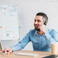 استخدام کارشناس فروش مسلط به CRM حضوری تمام وقت