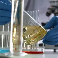 استخدام کارشناس ازمایشگاه خانم رشته شیمی ومتالوژی