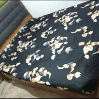 تخت خواب در حد نو