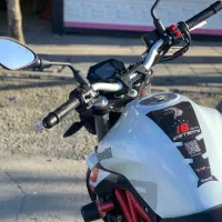 بنلی ۳۰۰ ۱۴۰۳